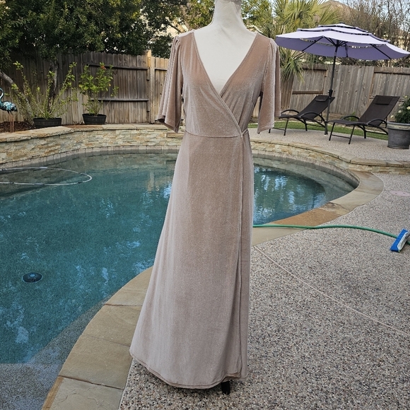 BALTICBORN velvet wrap Deep V Neck Velvet Prom Dress Short Sleeves Long Brides M - Picture 3 of 16